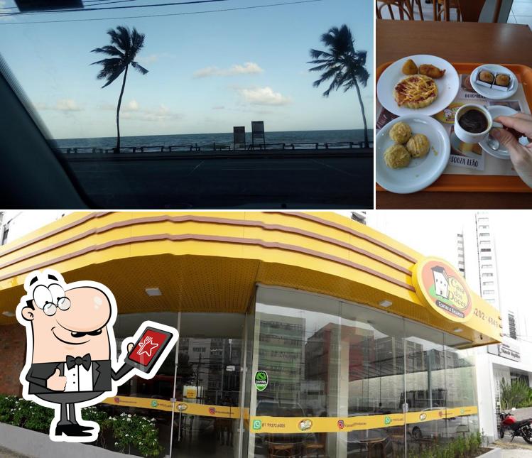 A ilustração da exterior e mesa de jantar no Casa dos Doces Pina: Tortas, Doces, Salgados, Confeitaria, Recife PE