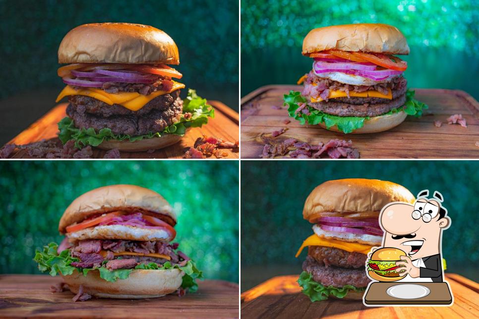 Os hambúrgueres do Papi Fast Food - HAMBURGUERIA - LANCHE PINDAMONHANGABA-ENTREGA DELIVERY irão saciar uma variedade de gostos