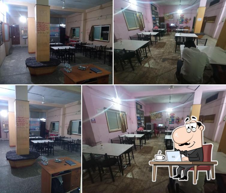 Swadisht Bhojnalaya And Restaurant