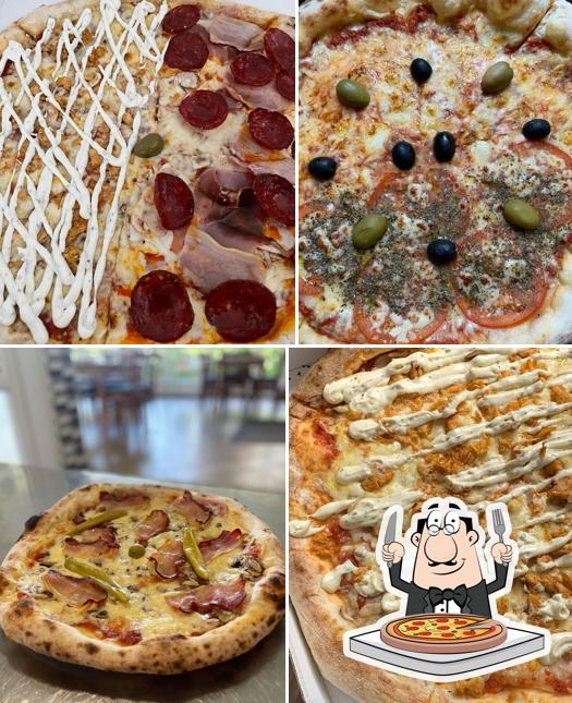 Ordina tra le molte varianti di pizza