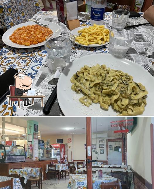 Dai un'occhiata agli interni di Pulecenella