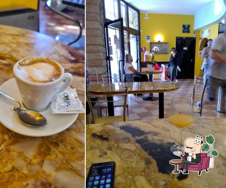 Siediti a un tavolo di Cucina del Nuovo Bar Bonaparte