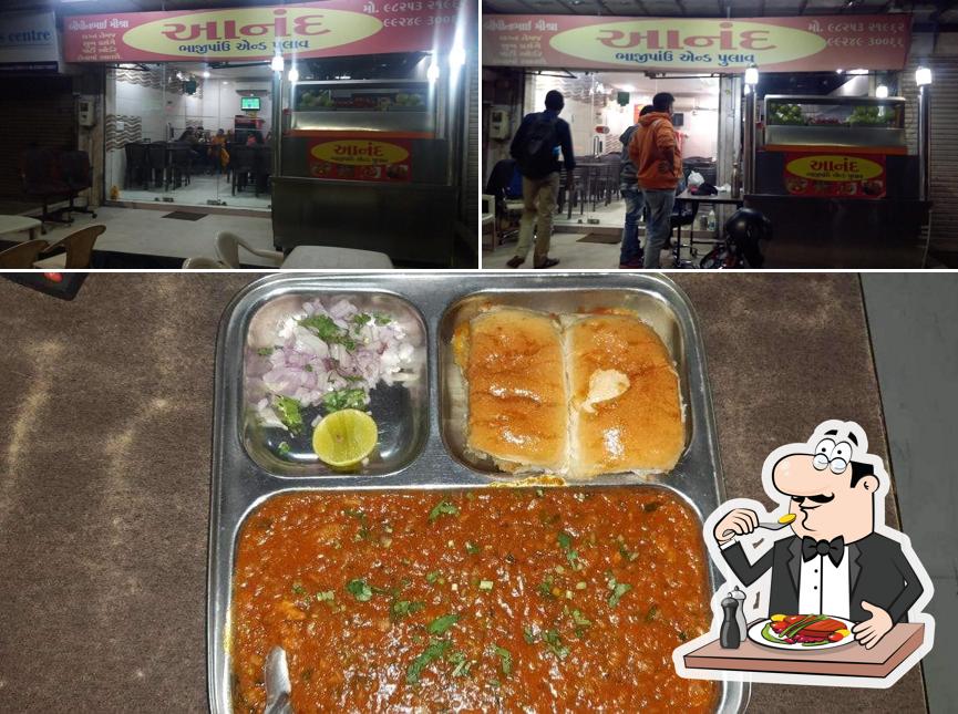 Meals at Anand Bhaji Pau