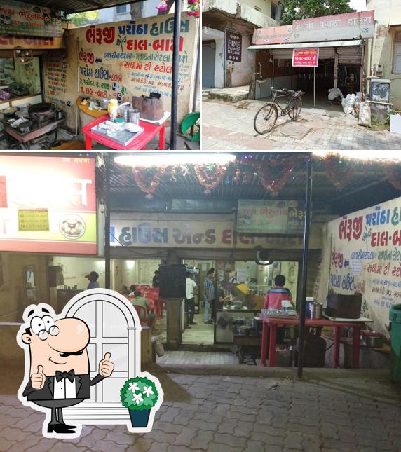 The exterior of Bheruji Parotha House