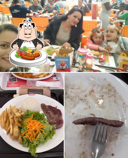 A comida e interior do restaurante