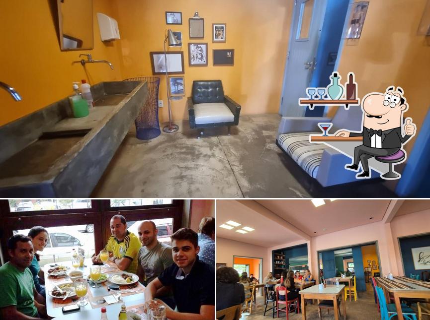 O interior do Ondina Comidaria