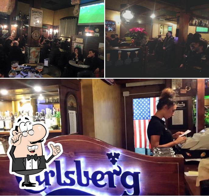 Gli interni di Colorado Saloon