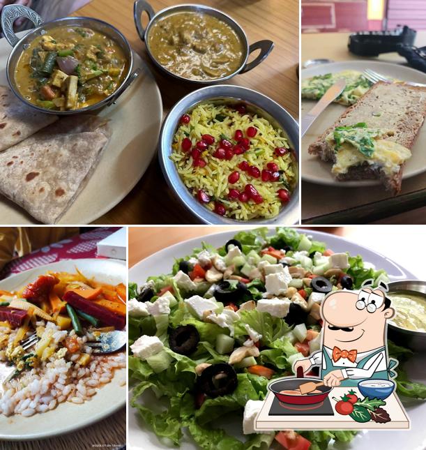 Chicken curry at Chakra House Cafe