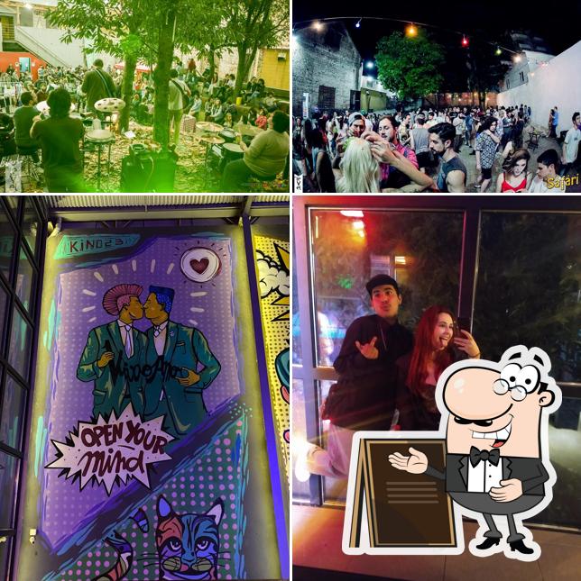 O exterior do Level Cult