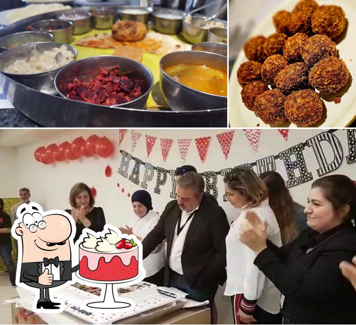 Shri Sangeetas photo