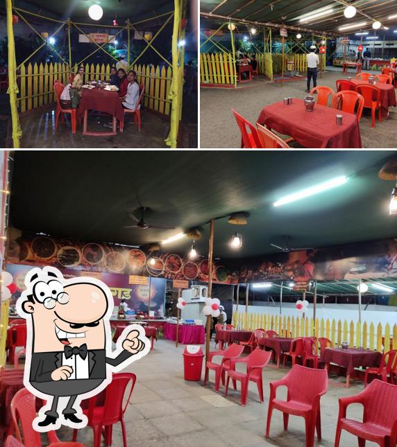 Check out how Devgad Varhadi Buffet looks inside