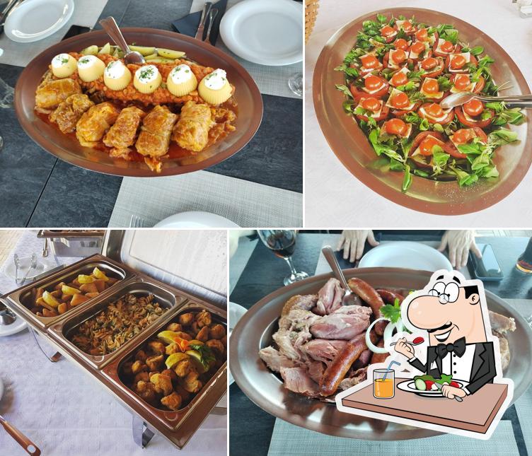 Platti al Restoran Kompa