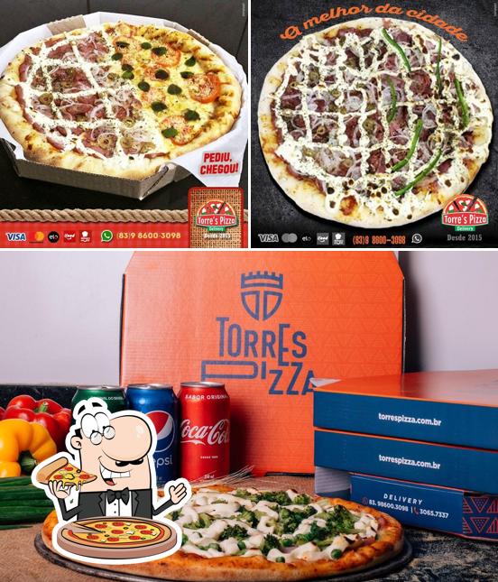 Escolha pizza no Torres Pizza