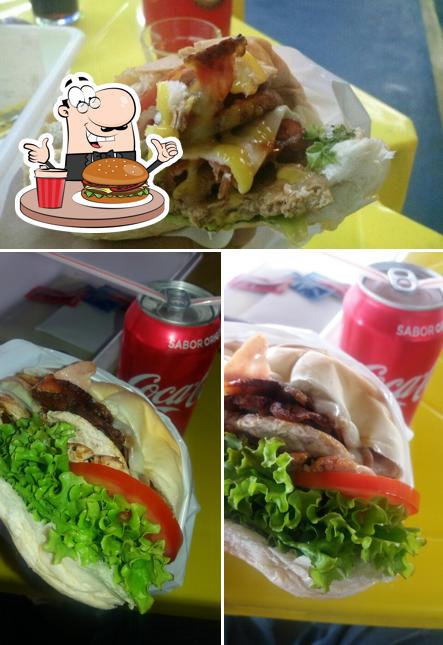 Brutu's Lanches serve uma escolha de opções para os amantes dos hambúrgueres