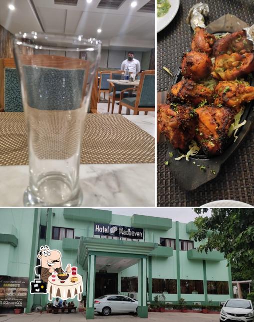 This is the image showing food and exterior at ਮੋਤੀ ਮਹਲ ਡੀਲਕਸ