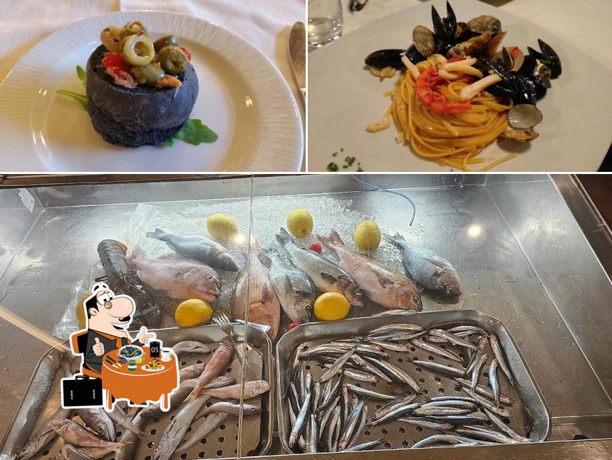 I clienti di “L’Università della Pizza da Gigino Pizza a Metro” possono gustare vari pasti di mare