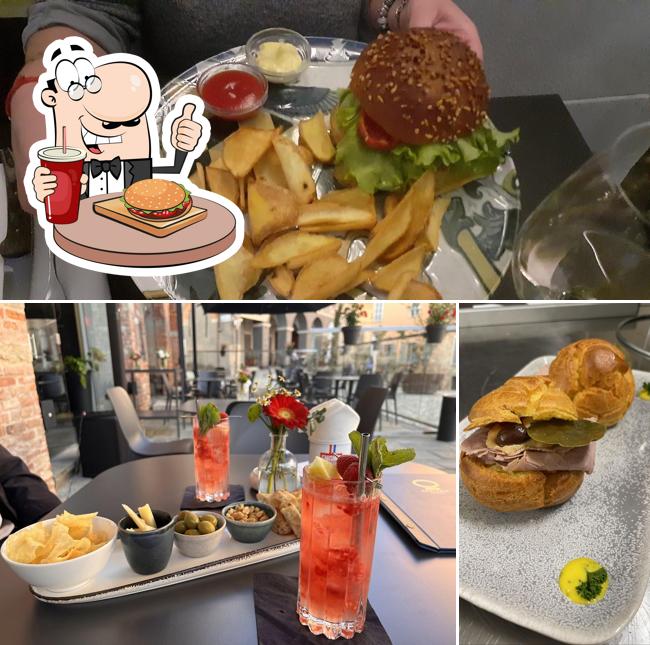 Prova un hamburger a Ristorante Orologio