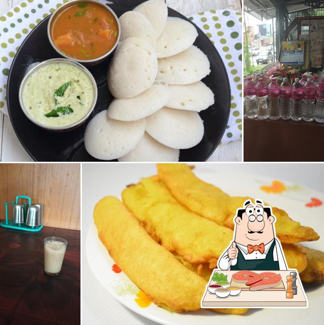 Fish and chips at SHAJI TEA STALL AND DUM BIRIYANI