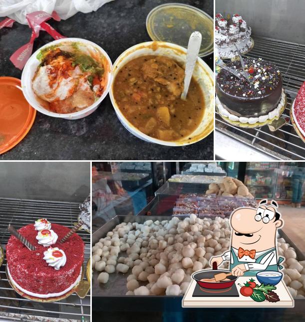 Chicken curry at Mahawar Bakers & Sweets