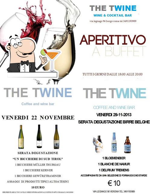 Prenditi un drink a TWINE coffee and wine bar