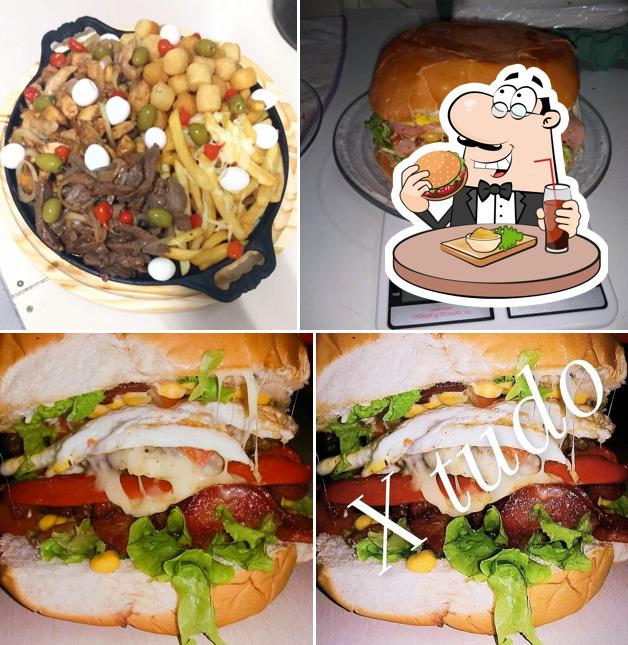 Hambúrguer em Restaurante da oficina