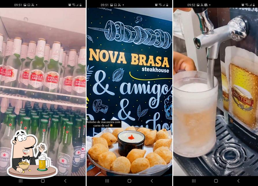 Desfute uma tulipa de cerveja leve ou escura