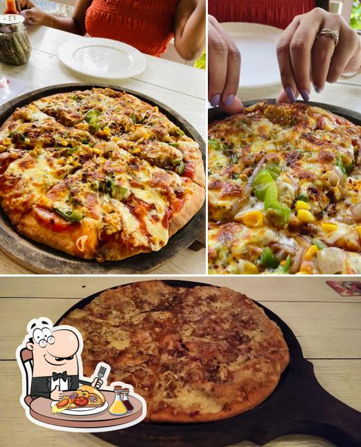 At Cafe Salt Water, you can get pizza