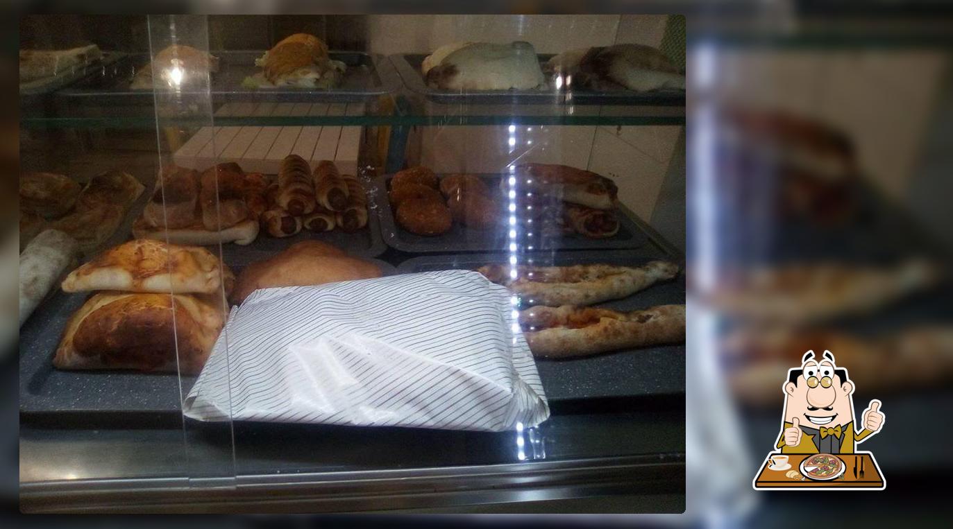 Scegli tra le molte varianti di pizza