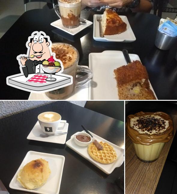 Coffee Dealer serve uma variedade de sobremesas