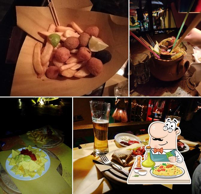 Platti al Jamaica Happy Pub Ancona