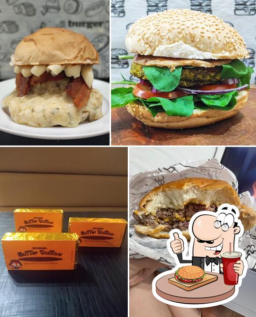 Hambúrguer em Black River Hamburgueria