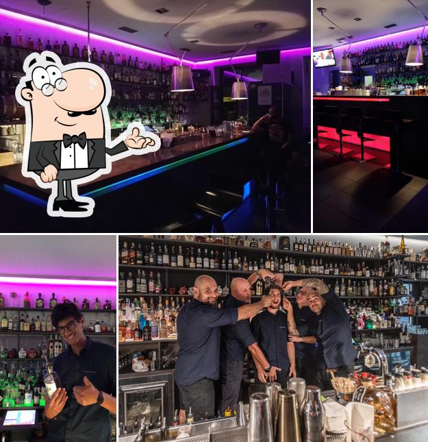 Siediti a un tavolo di Rivabar