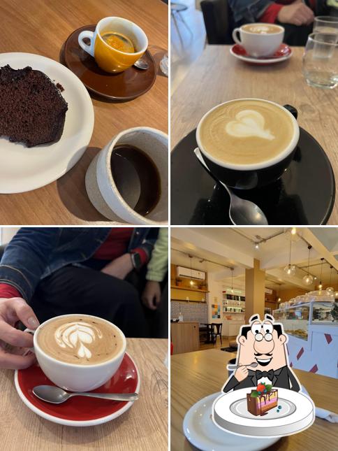 Bolo de chocolate em Café du Coin