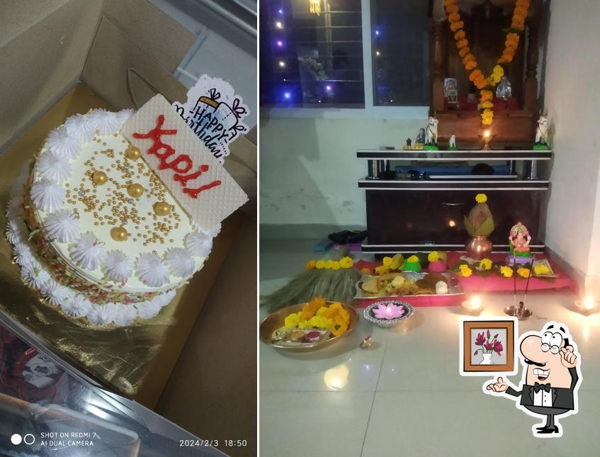 The interior of Sky Light Cafe cake ceremony