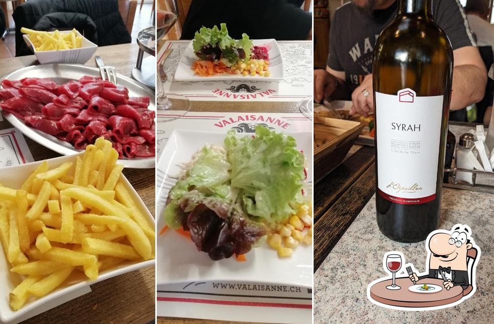 Platti al Pavillon des Sports