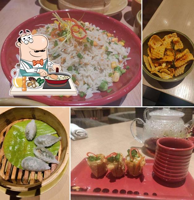 Fried rice at Lukjin - Hyatt Regency Lucknow