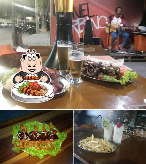 Platos en Túnel Urbano Night Bar