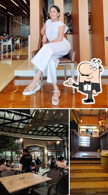 The interior of Heychai.in