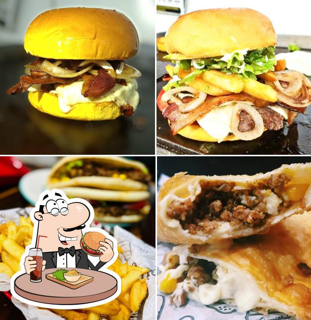 Experimente um hambúrguer no Big Jota Pastelaria Delivery