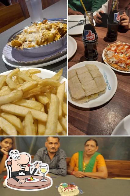 Food at Shree Bhagwati Fast Food & Catering Service