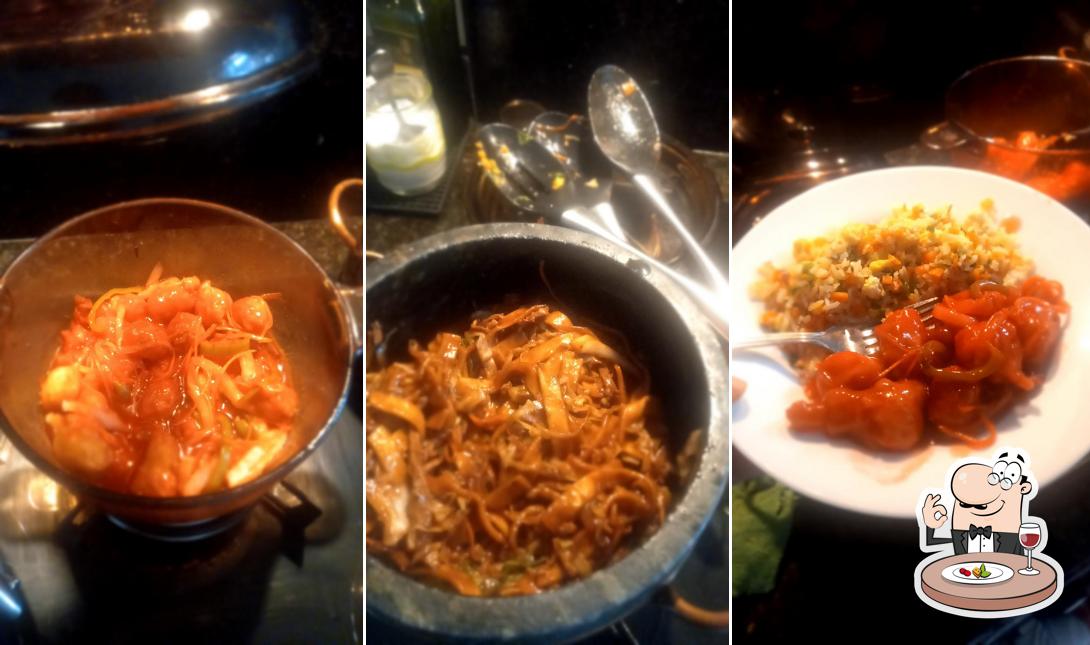 Comida em Restaurante Careca