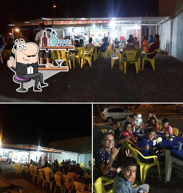 Veja imagens do interior do Paulo Espetos