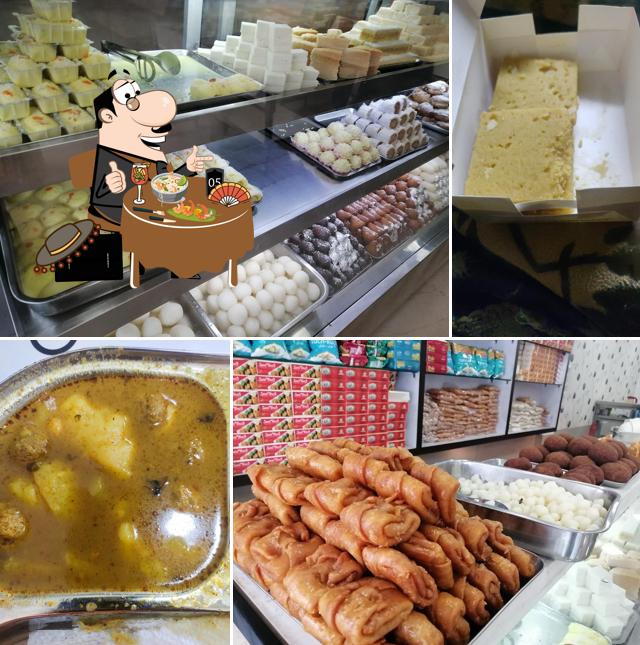 Food at Rajashree Sweets and Snacks