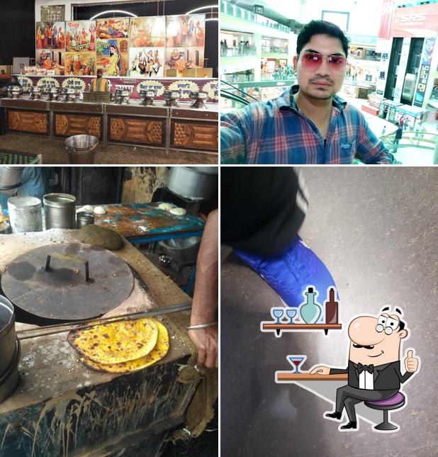 Check out how Tony Amritsari Naan And Kulcha looks inside