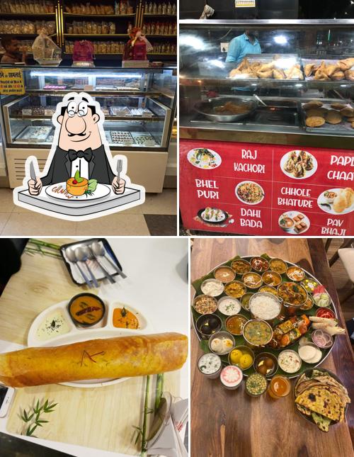 Food at SARWARIYA SWEETS & RESTAURANT