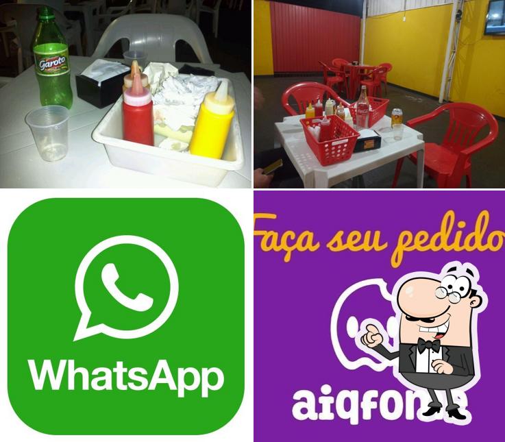 O interior do Pinduka's Lanches