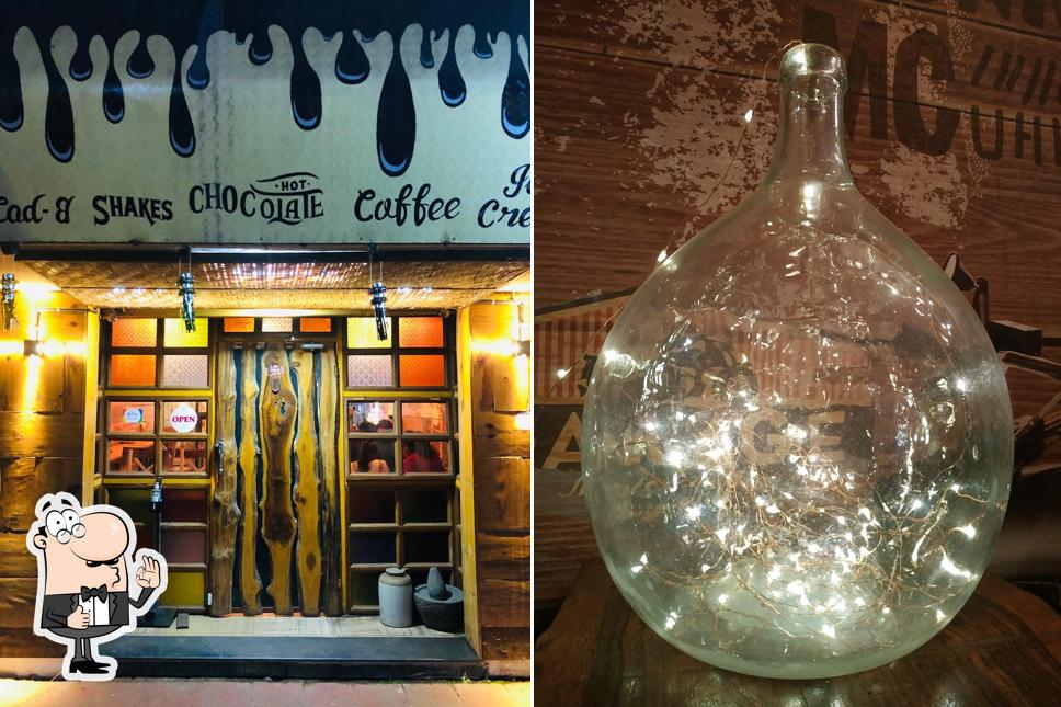 Look at the photo of Cross Road Cafe Cad-B