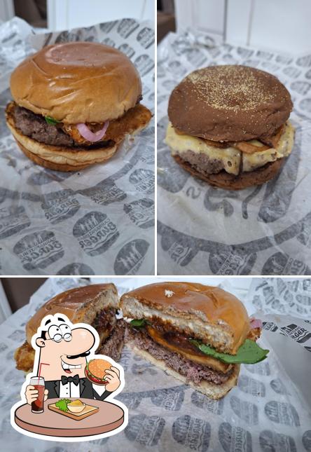 Delicie-se com um hambúrguer no Carrapateiras