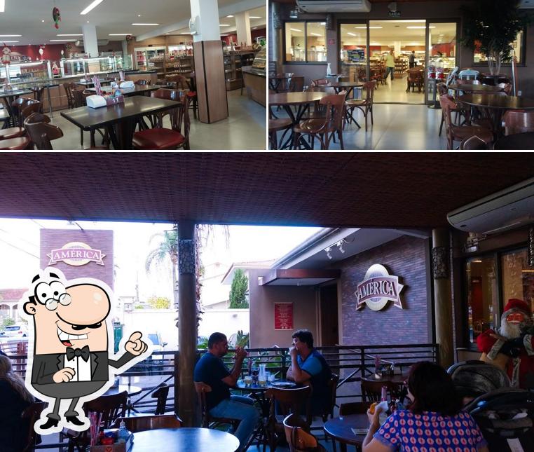 Veja imagens do interior do Padaria América