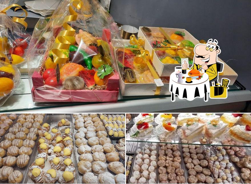 Platti al Pasticceria Impastato